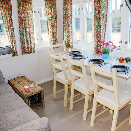Feriehus Holiday Bogøyvær Ii